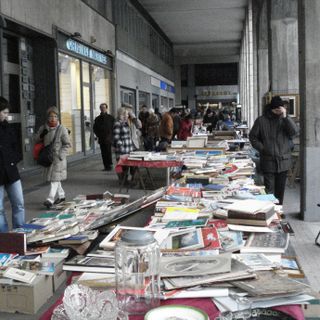 Oggetti vintage tra le quinte barocche di Bra