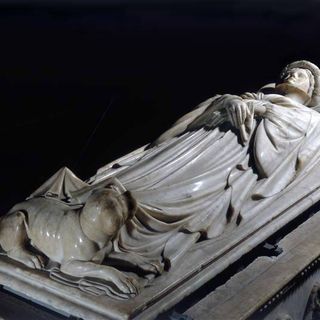 Il monumento funebre dedicato a Ilaria del Carretto opera di Jacopo della Quercia