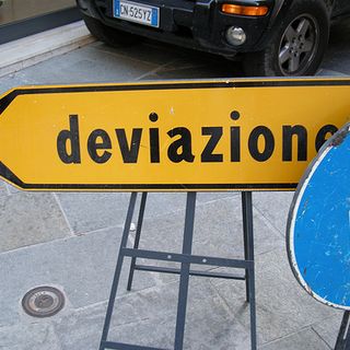 Alba: modifiche temporanee alla viabilità in via Mauri