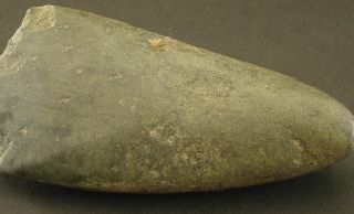 Al Museo Civico di Cuneo una mostra dedicata alla "pietra del fulmine"