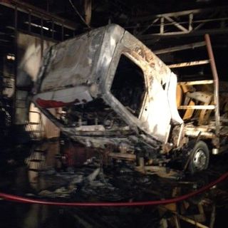 Il camion andato distrutto