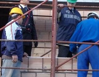 Controlli dei carabinieri nei cantieri edili del Roero: denunciati 3 imprenditori