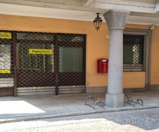 L'ufficio postale dove la vittima aveva appena prelevato