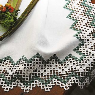 Anche un corso di ricamo norvegese Hardanger, fra le proposte di gennaio dell'Univalle