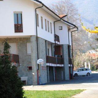 L'oramai ex sede della "Comunità per minori" di Paesana che la Cooperativa Azzura ha deciso di chiudere