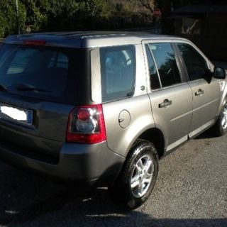 Una Land Rover Freelander in un'immagine di repertorio