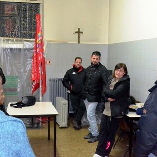 Un momento del presidio, mercoledì sera (Foto Jean-Yves Peaudeau)