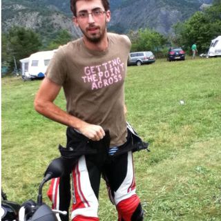 Simone in una foto tratta dal suo profilo Facebook