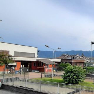 L'area degli impianti sportivi di Rifreddo L'area degli impianti sportivi di Rifreddo