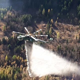 Emergenza incendi a Pietraporzio: encomio solenne per il Corpo AIB, è la prima volta in Piemonte Emergenza incendi a Pietraporzio: encomio solenne per il Corpo AIB, è la prima volta in Piemonte
