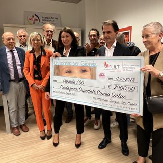 Due mila euro per la PET dell'ospedale di Cuneo: è il dono della Lilt, grazie al sorriso di Giorgia e all'allegria dei Trelilu