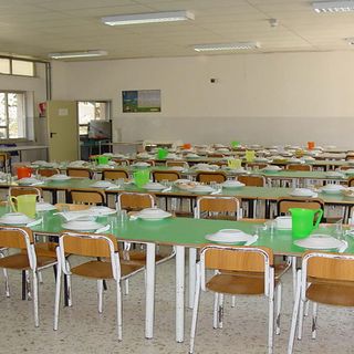Fossano, rinnovata la convenzione per raccolta e riuso delle eccedenze nelle mense scolastiche Fossano, rinnovata la convenzione per raccolta e riuso delle eccedenze nelle mense scolastiche