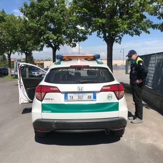 "Attenzione, l'emergenza non è finita": a Boves la Municipale gira per le strade con l'altoparlante (VIDEO)