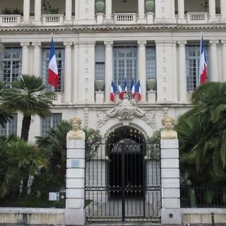 “Fate festa, ma senza botti”, la Prefettura di Nizza emette un’ordinanza per Natale e Capodanno “Fate festa, ma senza botti”, la Prefettura di Nizza emette un’ordinanza per Natale e Capodanno