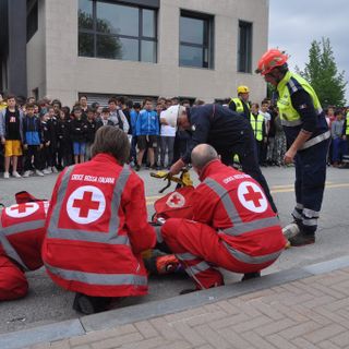 Evacuazione delle scuole a Centallo per incendio: simulazione riuscita, tutti in salvo (GALLERY E VIDEO)