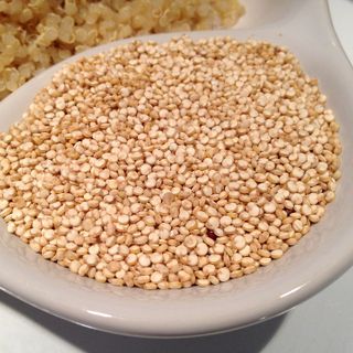 Quinoa, una pianta per tanti rimedi naturali alle patologie comuni