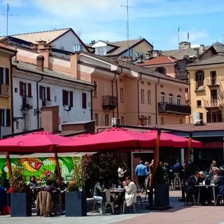 Piazza Boves, il vicensidaco Serale: &quot;I locali sono presidio della vita notturna sana. Bisogna lavorare su questo&quot;