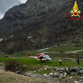 Rimangono bloccati in valle Maira durante un'escursione: sette persone tratte in salvo dai Vigili del Fuoco