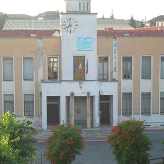 Le scuole di Villanova Mondovì necessitano di lavori straordinari: avviata un'indagine per l'affidamento Le scuole di Villanova Mondovì necessitano di lavori straordinari: avviata un'indagine per l'affidamento