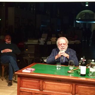 Sergio Staino alla Fondazione Mirafiore di Serralunga D'Alba: “Così ho combattuto e vinto la sfiga” Sergio Staino alla Fondazione Mirafiore di Serralunga D'Alba: “Così ho combattuto e vinto la sfiga”