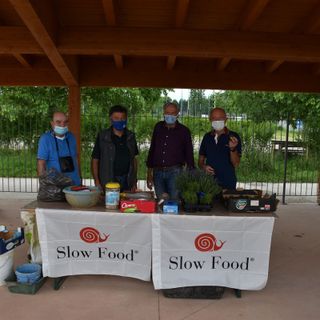 "Salviamo le nostre api con la biodiversità": iniziativa della Condotta Slow Food di Cuneo con Pro Natura e Legambiente