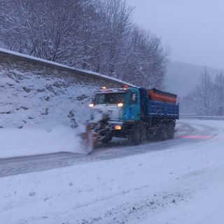 Più di 20 centimetri di neve al Colle di Tenda: mezzi Anas al lavoro