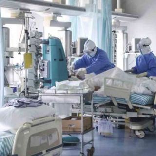 Superati i 2.500 nuovi casi in Piemonte. Boom di ricoveri, che salgono a 720 Superati i 2.500 nuovi casi in Piemonte. Boom di ricoveri, che salgono a 720