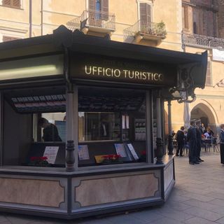 Dedicato a Piero Trucco il nuovo Ufficio Turistico di Savigliano in piazza Santarosa Dedicato a Piero Trucco il nuovo Ufficio Turistico di Savigliano in piazza Santarosa