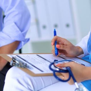 Visita medica fiscale a 4 giorni dall'intervento: non bastava verificare la cartella del malato?