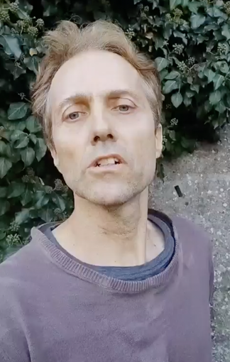 Il veterinario Massimo Vacchetta
