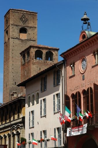 Alba panoramica: un tour guidato alla scoperta del centro storico