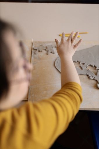 Laboratorio per bambini e ragazzi “Linguaggi in creta” tra le proposte per i più piccoli