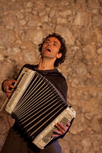 Da Biodiversity lo spettacolo teatrale Dinosauri a Cuneo