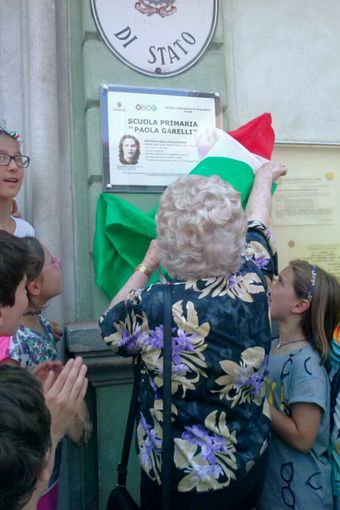 Scuole di Cuneo dedicate alle donne partigiane: intitolata a Paola Garelli la scuola di corso Soleri Scuole di Cuneo dedicate alle donne partigiane: intitolata a Paola Garelli la scuola di corso Soleri