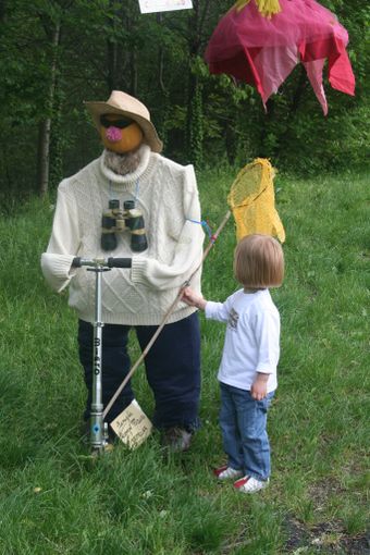 Uno degli spaventapasseri in mostra nella scorsa edizione