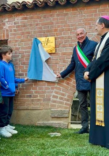Saluzzo, la nuova piazzetta dedicata a Carlo Acutis e Pier Giorgio Frassati Saluzzo, la nuova piazzetta dedicata a Carlo Acutis e Pier Giorgio Frassati