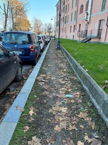 Cuneo: partito un intervento di pavimentazione su tre marciapiedi Cuneo: partito un intervento di pavimentazione su tre marciapiedi