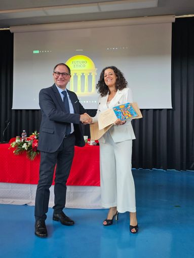 Premiazione della dottoressa Claudia Burlato