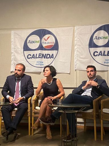 Elezioni, Terzo Polo: Luigi Marattin ha incontrato i cittadini di Saluzzo Elezioni, Terzo Polo: Luigi Marattin ha incontrato i cittadini di Saluzzo