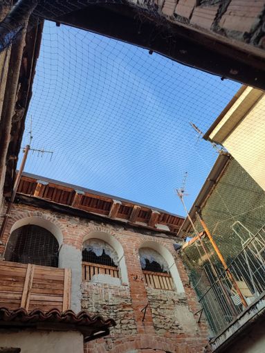 Dogliani: gli interventi di dissuasione colombi nel centro storico