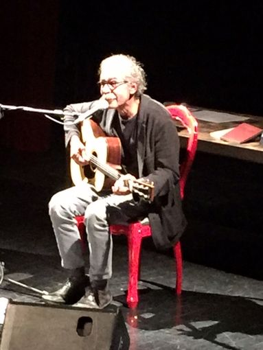 Alba: grande successo per "Torino Spiritualità" con Gianmaria Testa