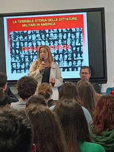 Cuneo, al "Bonelli" il dramma dei "desaparecidos" raccontato dai testimoni Cuneo, al "Bonelli" il dramma dei "desaparecidos" raccontato dai testimoni