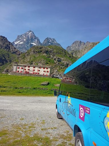 Gli orari delle navette Crissolo-Pian del Re Gli orari delle navette Crissolo-Pian del Re