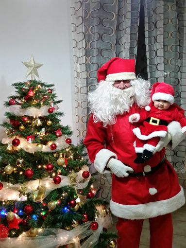 Babbo Natale e recita nel 24 dicembre di Rocca Cigliè Babbo Natale e recita nel 24 dicembre di Rocca Cigliè