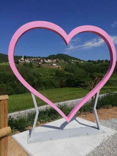 Perlo, un cuore rosa aspettando il Giro d’Italia