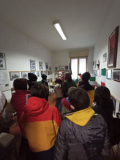 Caro partigiano ti scrivo: consegnati i libri ai ragazzi di Borgo