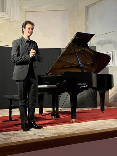 Il pianista Umberto Ruboni in concerto al Monastero della Stella a Saluzzo Il pianista Umberto Ruboni in concerto al Monastero della Stella a Saluzzo