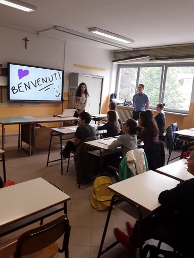 Alla scuola Anna Frank di Mondovì inaugurata nuova lavagna interattiva multimediale