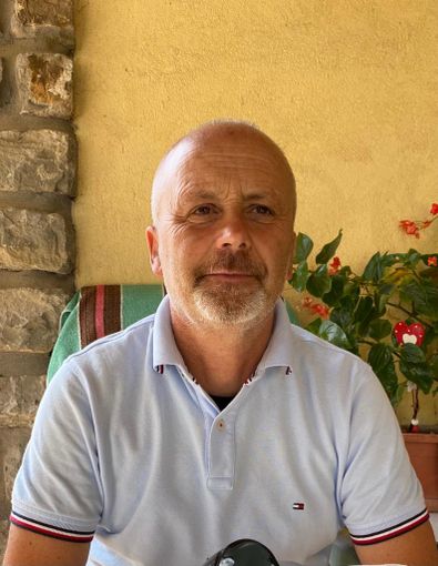 Passa anche il secondo quorum, riconfermato a Pezzolo Valle Uzzone (nonostante i tanti Aire) il sindaco Gianni Balbiano Passa anche il secondo quorum, riconfermato a Pezzolo Valle Uzzone (nonostante i tanti Aire) il sindaco Gianni Balbiano