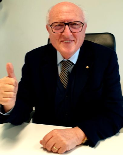 Camillo Scimone, il dottore è consulente di attività motoria preventiva nelle aziende da parte della Federazione Medico Sportiva Italiana Camillo Scimone, il dottore è consulente di attività motoria preventiva nelle aziende da parte della Federazione Medico Sportiva Italiana